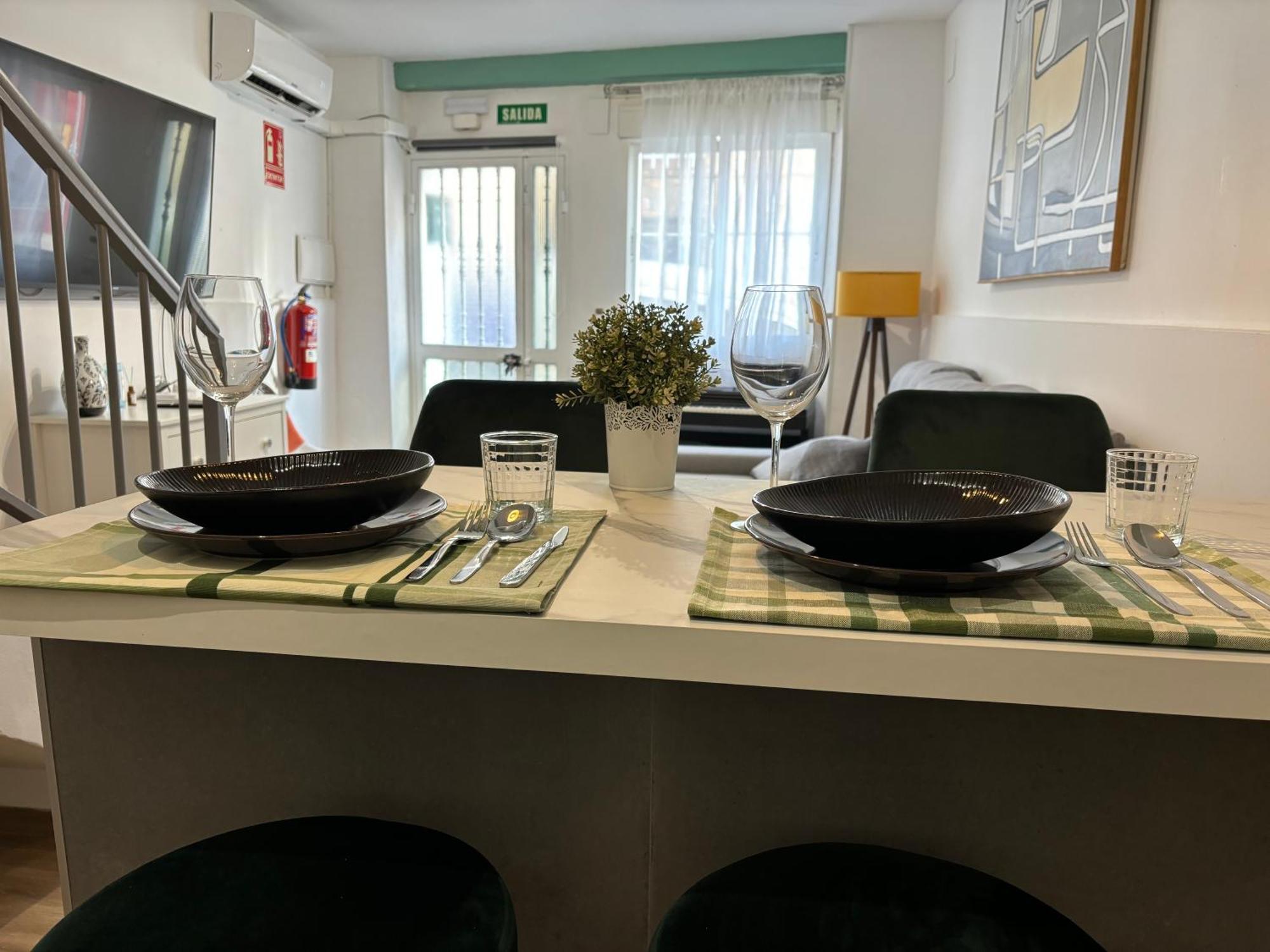 Loft Picasso Badajoz En Casco Historico Appartement Buitenkant foto